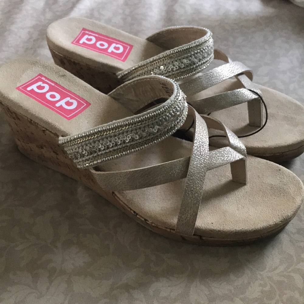 Women’s size 8.5 wedge sandals